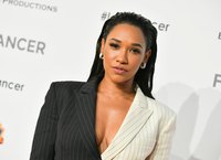 Candice Patton Sweatshirt #3783867