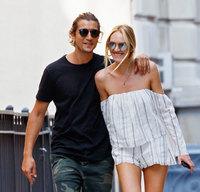 Candice Swanepoel Longsleeve T-shirt #2728441