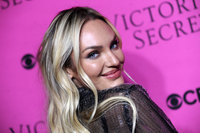 Candice Swanepoel Longsleeve T-shirt #2919091