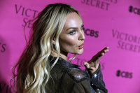 Candice Swanepoel Longsleeve T-shirt #2919105