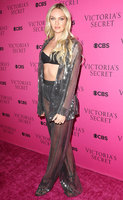 Candice Swanepoel Longsleeve T-shirt #2919129