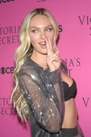 Candice Swanepoel Longsleeve T-shirt #2919180