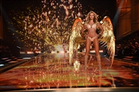 Candice Swanepoel magic mug #G1266693