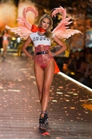 Candice Swanepoel Longsleeve T-shirt #3635153