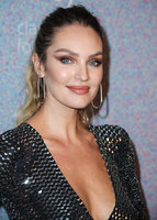 Candice Swanepoel magic mug #G2389428