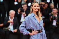 Candice Swanepoel magic mug #G2516273