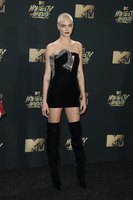 Cara Delevingne t-shirt #2718626