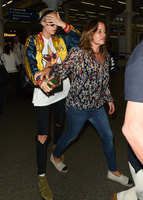 Cara Delevingne Sweatshirt #2718643