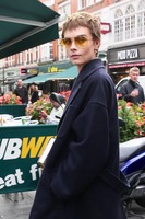 Cara Delevingne Longsleeve T-shirt #2789419