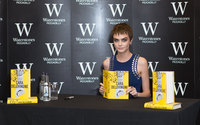 Cara Delevingne Longsleeve T-shirt #2789445