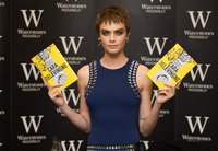 Cara Delevingne Longsleeve T-shirt #2789472