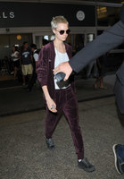 Cara Delevingne Longsleeve T-shirt #3225958