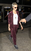 Cara Delevingne Sweatshirt #3225998