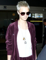 Cara Delevingne Longsleeve T-shirt #3226003