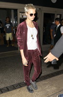 Cara Delevingne Longsleeve T-shirt #3226005