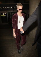 Cara Delevingne Sweatshirt #3226028