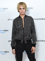 Cara Delevingne t-shirt #3717234