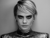 Cara Delevingne Longsleeve T-shirt #3820342