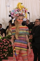 Cara Delevingne Sweatshirt #3833549