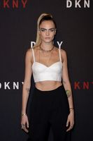 Cara Delevingne Longsleeve T-shirt #3889181