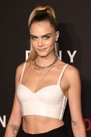 Cara Delevingne Longsleeve T-shirt #3889223