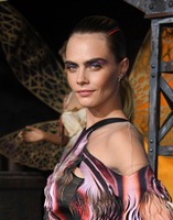 Cara Delevingne Longsleeve T-shirt #3889250