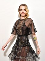 Cara Delevingne Sweatshirt #3951223