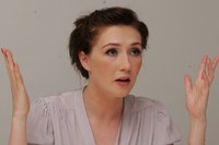 Carice Van Houten Longsleeve T-shirt #2282125