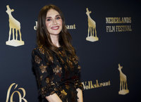 Carice Van Houten Sweatshirt #2768664