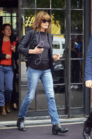 Carla Bruni Longsleeve T-shirt #2796563
