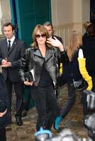 Carla Bruni Longsleeve T-shirt #2796566