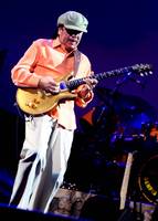 Carlos Santana Sweatshirt #2548558