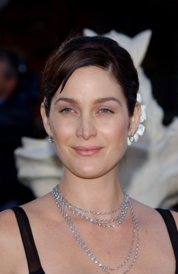 Carrie Anne Moss Poster 1256867