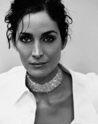 Carrie Anne Moss puzzle 1297336