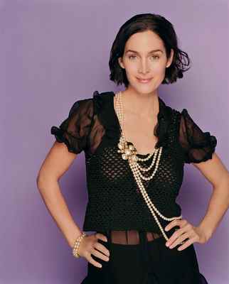 Carrie Anne Moss Poster 2007425