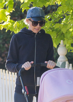 Carrie Bickmore Sweatshirt #2730804