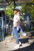 Carrie Bickmore Sweatshirt #2731155
