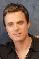 Casey Affleck Sweatshirt #2235361