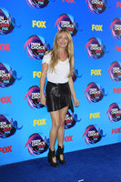Cat Deeley Longsleeve T-shirt #3069745