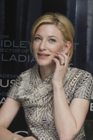 Cate Blanchett Sweatshirt #2362685