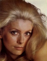 Catherine Deneuve t-shirt #1528027