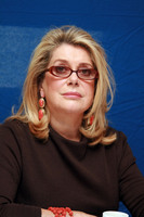 Catherine Deneuve Sweatshirt #2221229