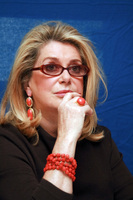 Catherine Deneuve Sweatshirt #2221230