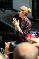 Celine Dion Sweatshirt #2707546