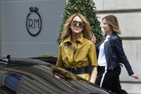 Celine Dion Sweatshirt #2707575