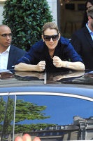 Celine Dion Sweatshirt #2707596