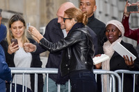 Celine Dion Sweatshirt #2733135