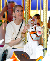 Celine Dion Sweatshirt #2735260