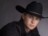 Chace Crawford t-shirt #2210725