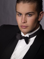Chace Crawford Sweatshirt #2210768